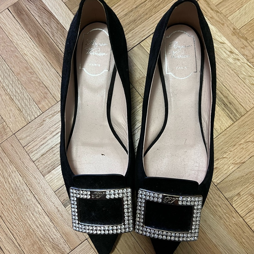 Roger vivier kitten heels